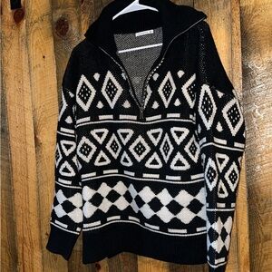 Gorgeous geometric pattern sweater